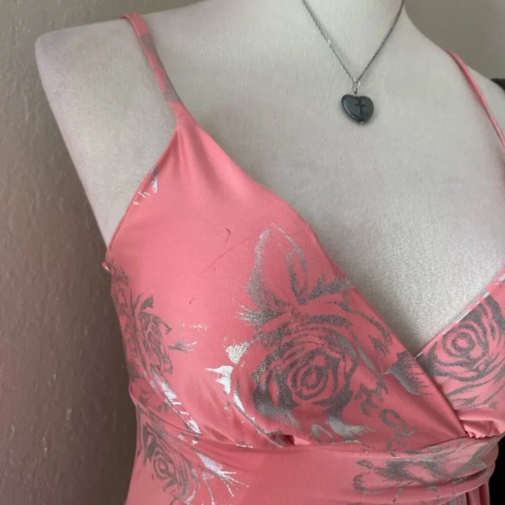 Pink Floral Women's Top - Picture 5 of 5